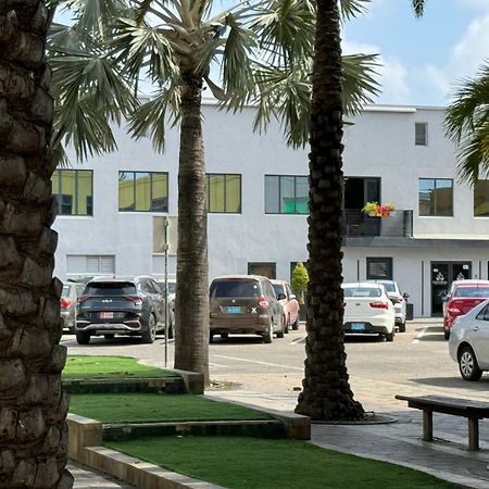 Central Boutique Hotel Oranjestad Dış mekan fotoğraf