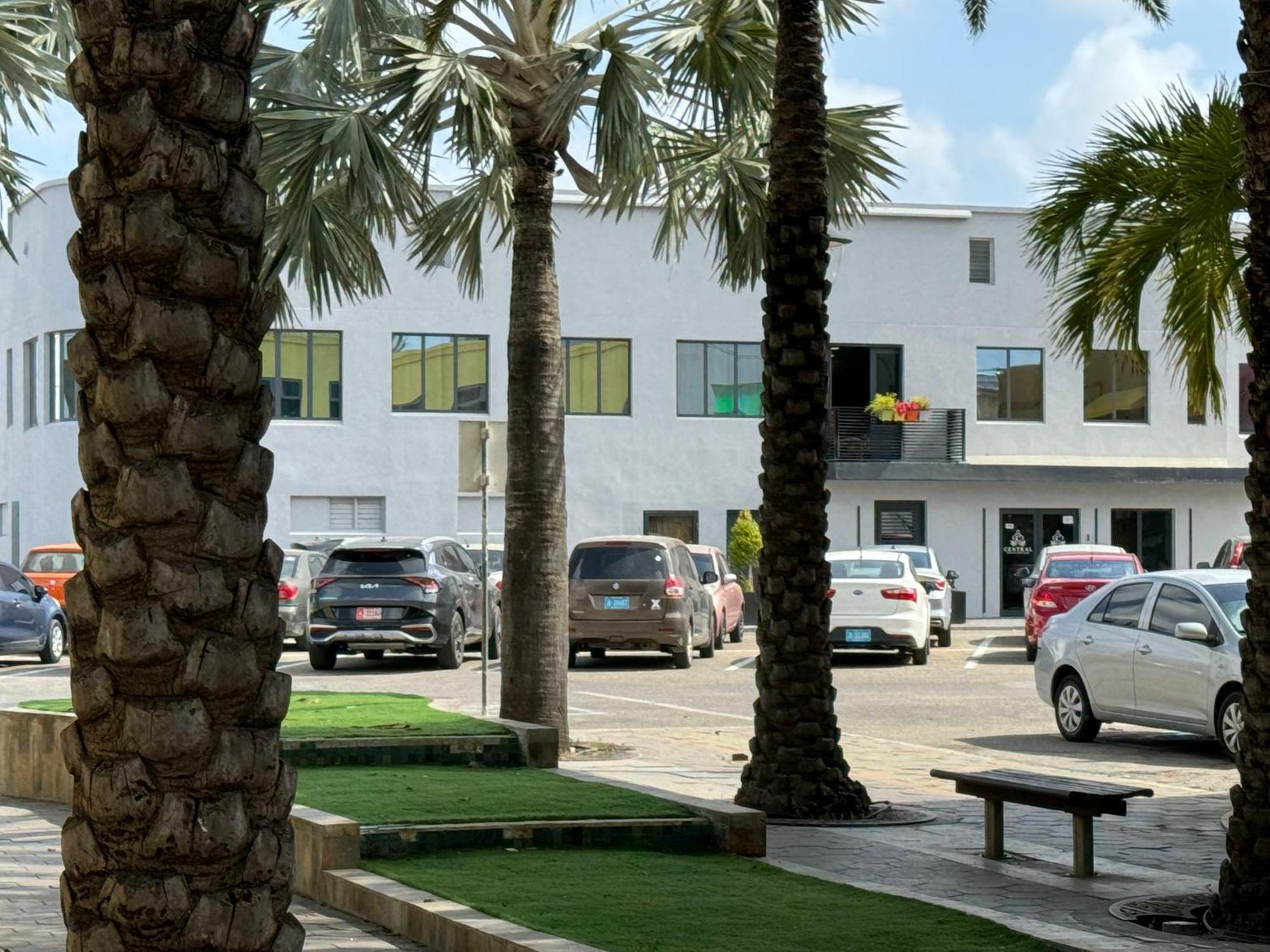 Central Boutique Hotel Oranjestad Dış mekan fotoğraf